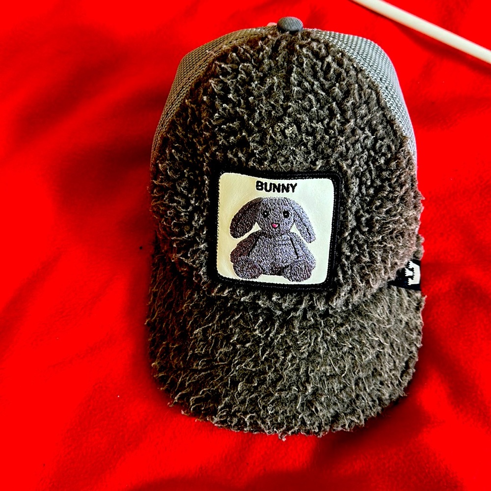 grey "farm" hat bunny fur design